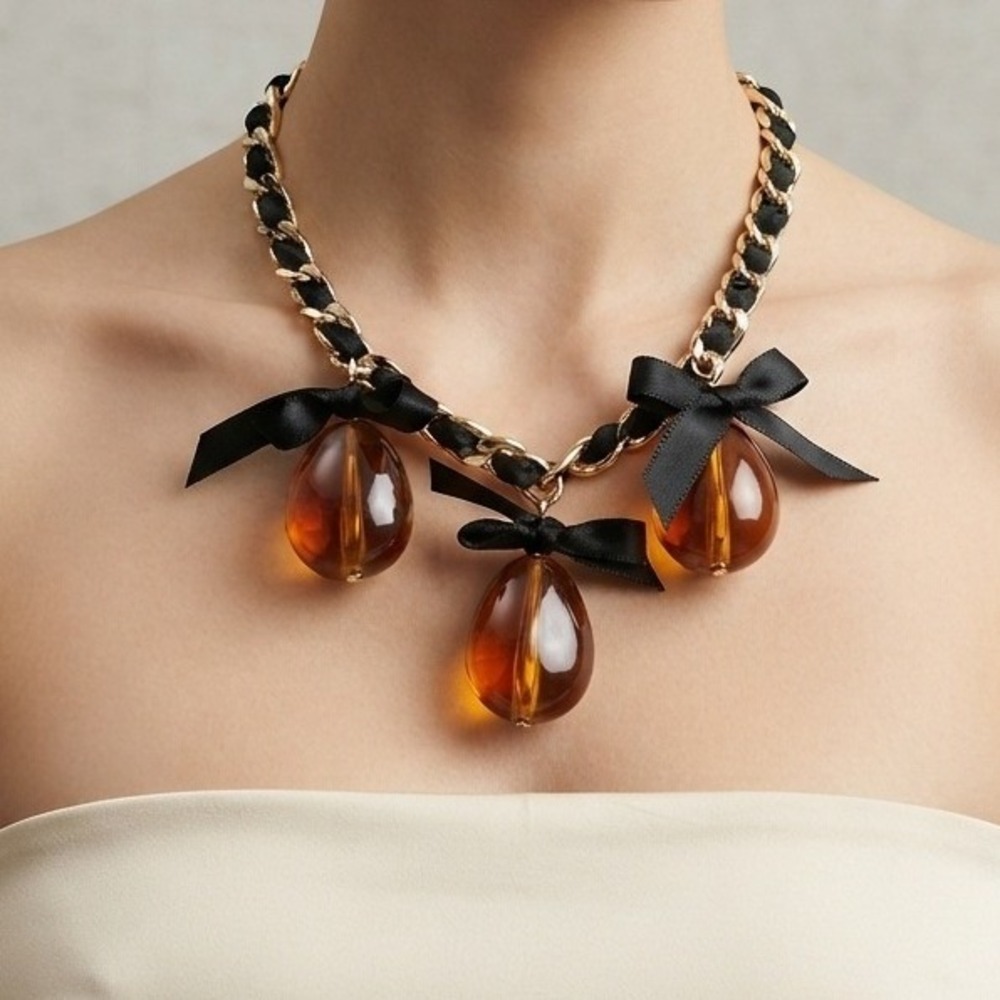Statement Tortoiseshell Necklace‎ Womens OS Gold Black Amber Ribbon Bow Luxury